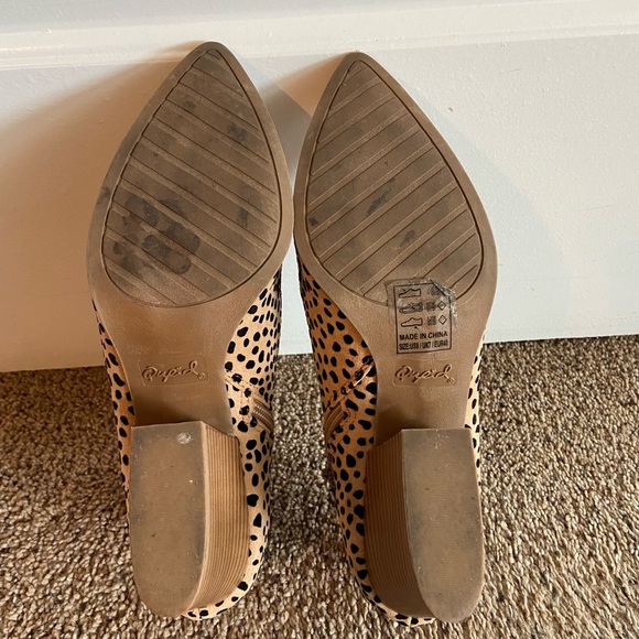 Leopard ankle boots - Picture 6 of 6